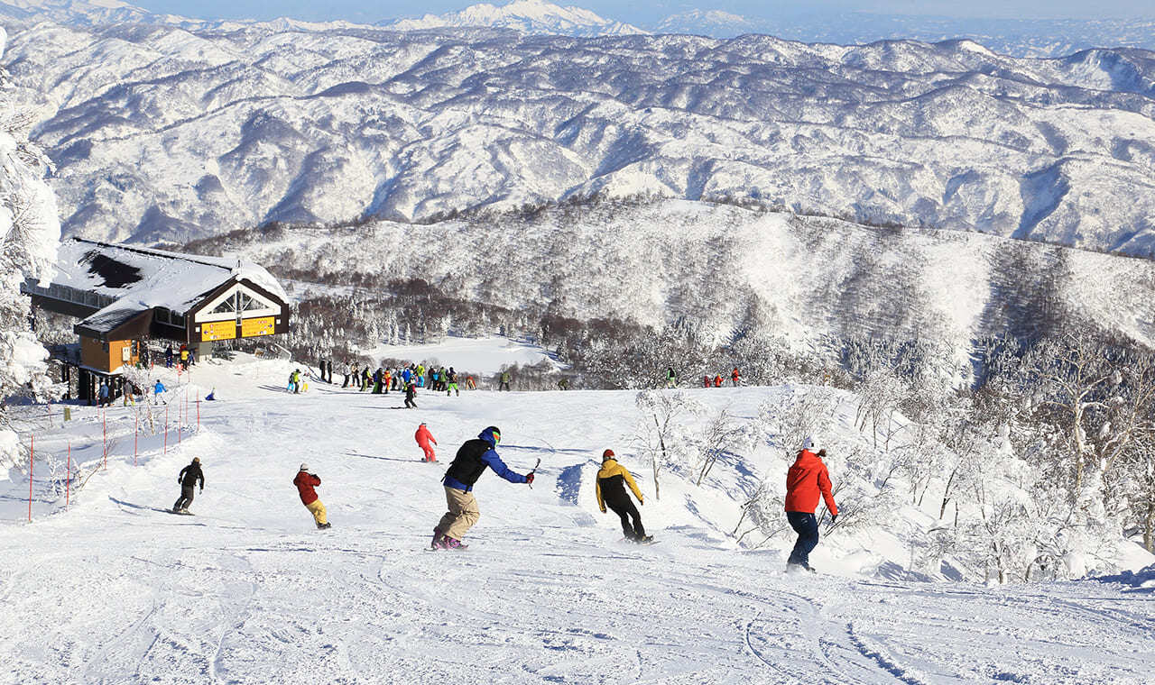 bg_ski-slope-1